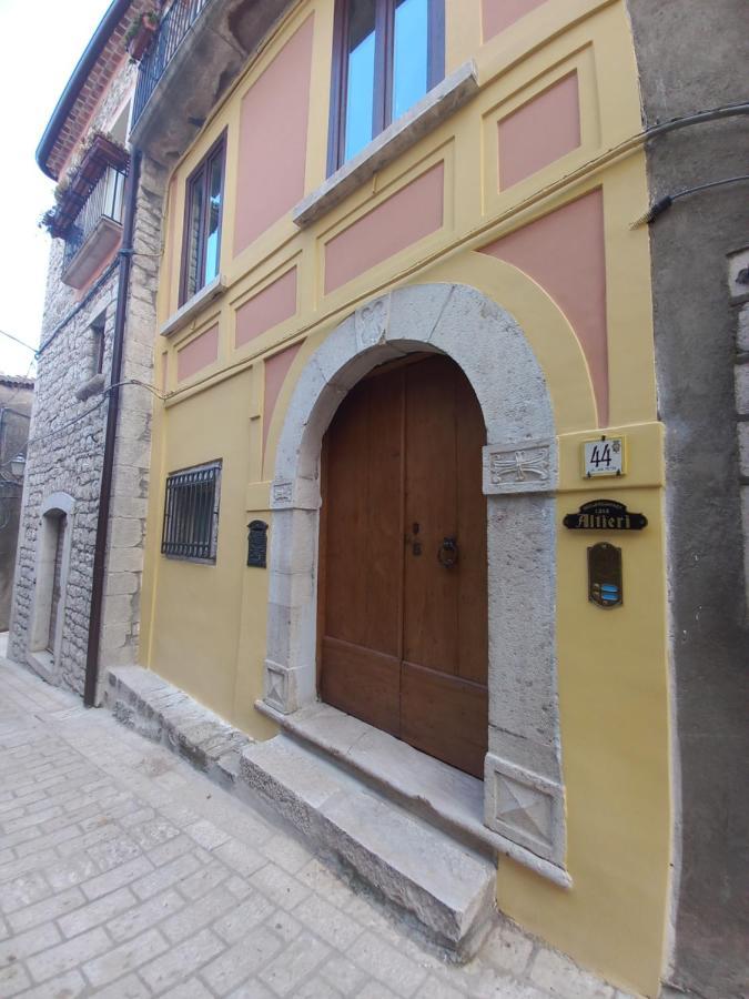 Casa Altieri Bed & Breakfast Кузано Мутри Екстериор снимка